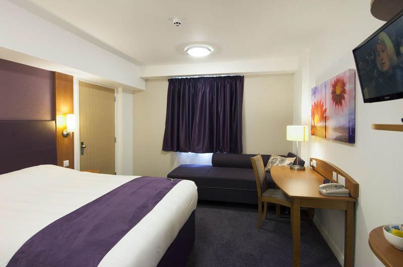 Premier Inn Manchester City Centre Buitenkant foto